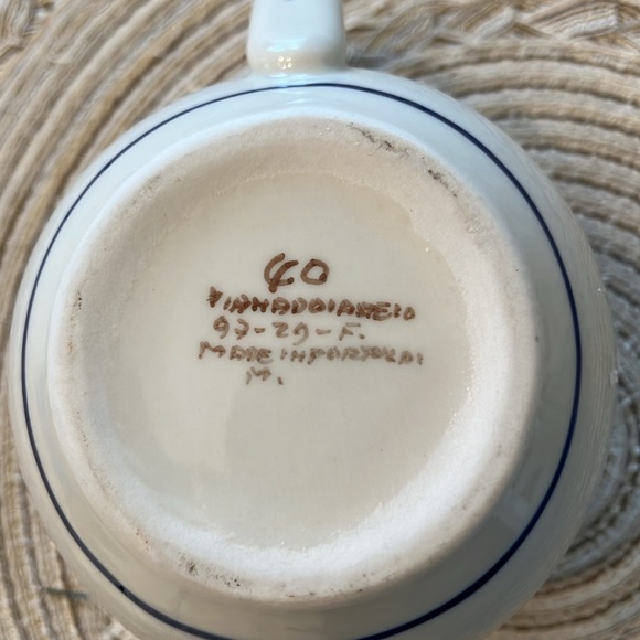 Vintage Viana Do Castelo Portugal Ceramic Pitcher Milk White Blue 5.25" in EUC - Picture 3 of 4